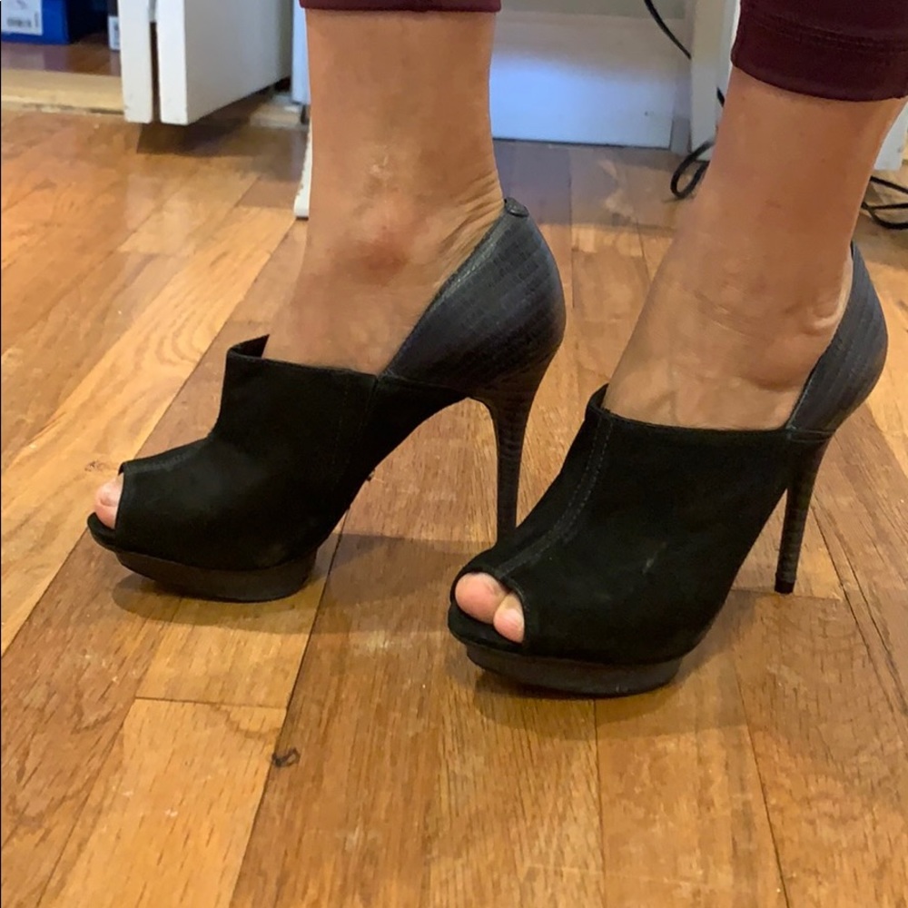 Schutz brand new heels. NWOT